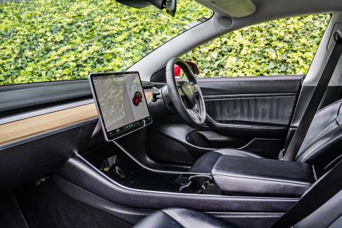 2019 Tesla Model 3 Performance - Thumbnail