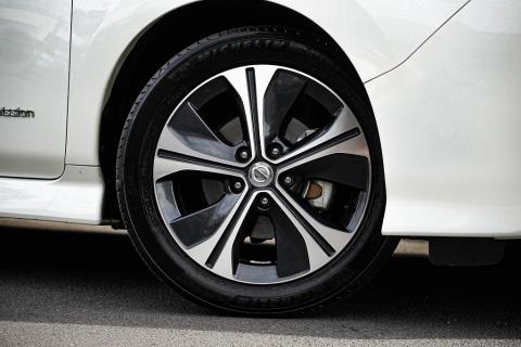 2018 Nissan Leaf 40X Full English - Thumbnail