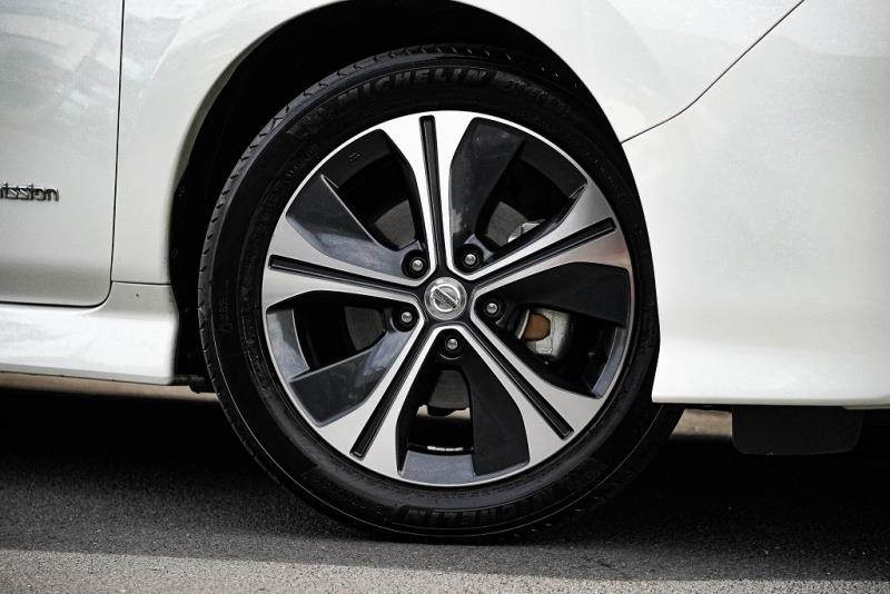 2018 Nissan Leaf 40X Full English
