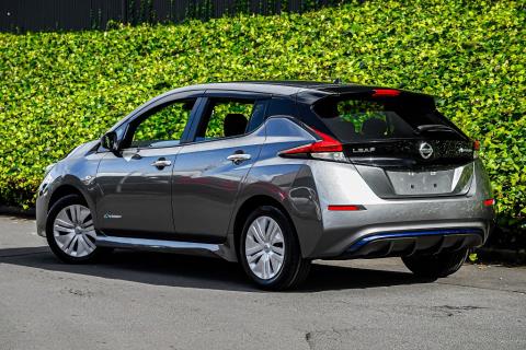 2018 Nissan Leaf 40S 87% SOH - Thumbnail