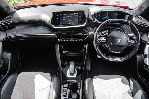 2021 Peugeot e-2008 GT Electric - Thumbnail
