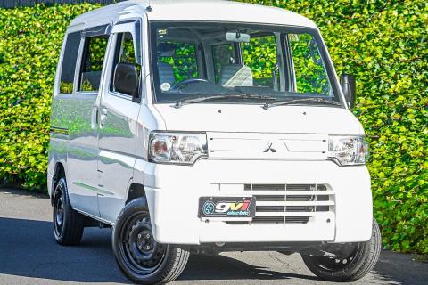 2013 Mitsubishi Minicar / B Miev - Thumbnail