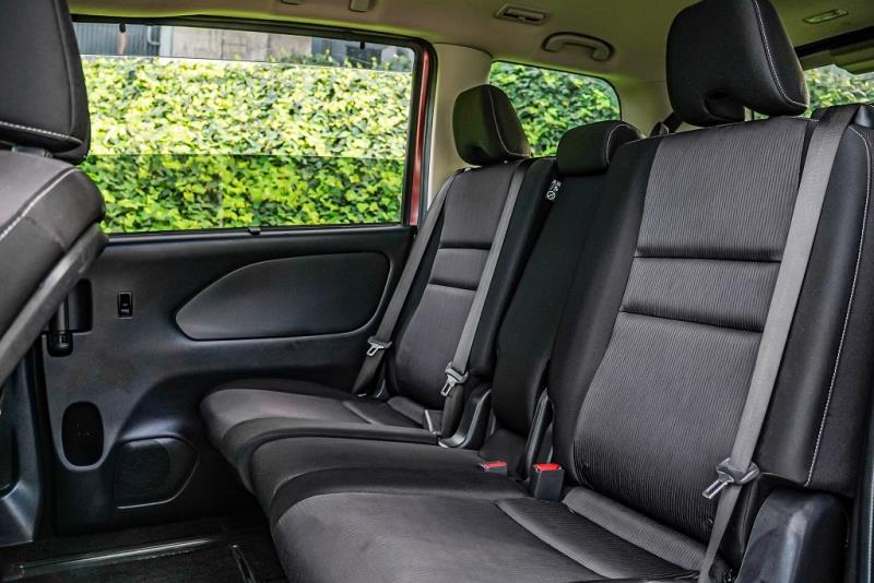 2018 Nissan Serena Hybrid