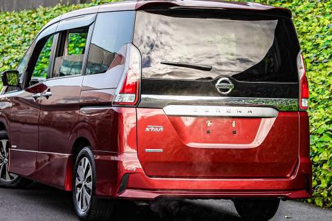 2018 Nissan Serena Hybrid - Thumbnail