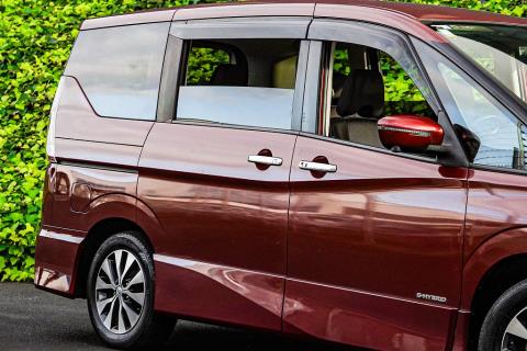 2018 Nissan Serena Hybrid - Thumbnail