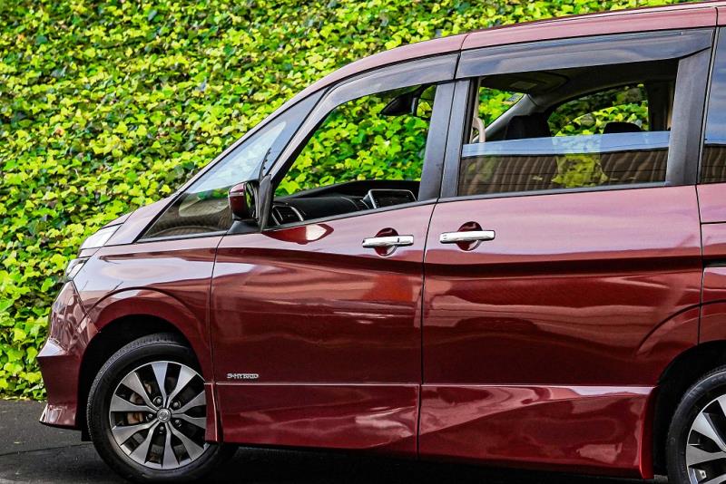 2018 Nissan Serena Hybrid
