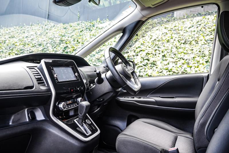 2017 Nissan Serena Hybrid