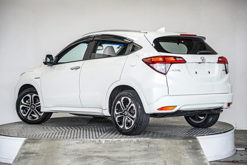 2016 Honda Vezel Hybrid Z / HR-V