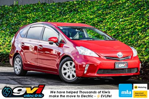 2012 Toyota Prius Alpha S