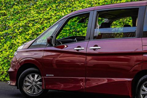2018 Nissan Serena e-Power - Thumbnail