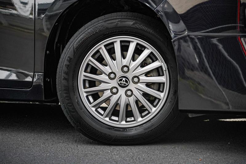 2016 Toyota Esquire Gi / Noah / Voxy