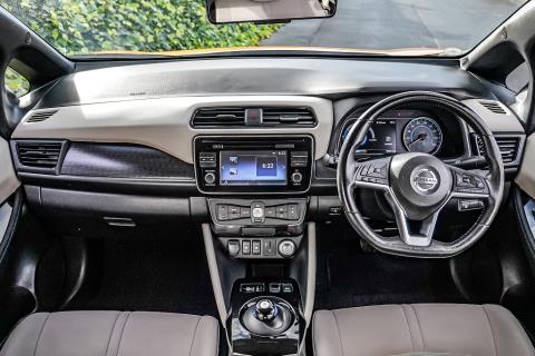 2019 Nissan Leaf 40X 87% SOH - Thumbnail