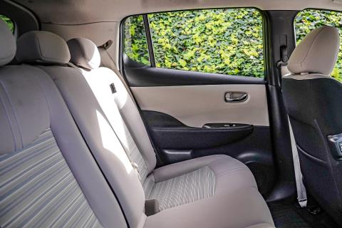 2019 Nissan Leaf 40X 87% SOH - Thumbnail