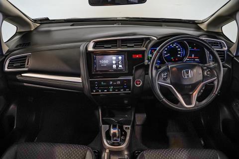2014 Honda Fit Hybrid / Jazz - Thumbnail