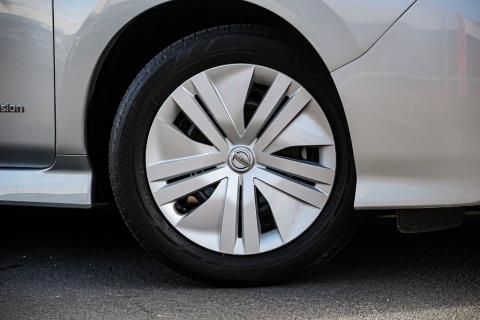 2018 Nissan Leaf 40S 92% SOH - Thumbnail