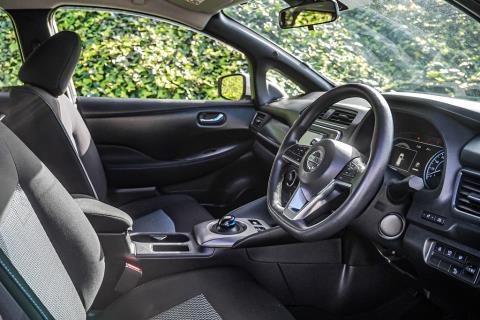 2018 Nissan Leaf 40S 92% SOH - Thumbnail