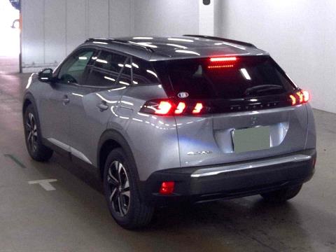 2021 Peugeot e-2008 Allure Electric - Thumbnail