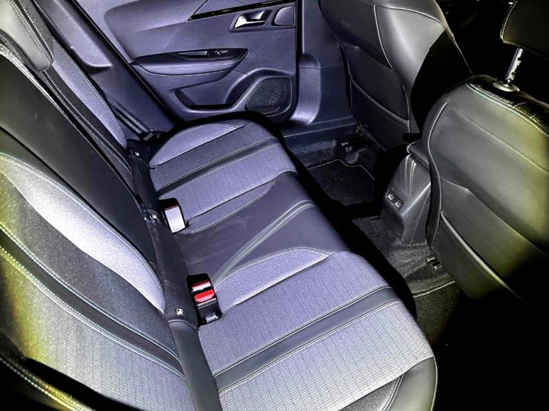 2021 Peugeot e-2008 Allure Electric