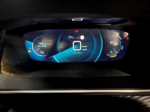2021 Peugeot e-2008 Allure Electric - Thumbnail