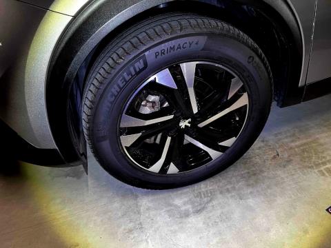 2021 Peugeot e-2008 Allure Electric - Thumbnail