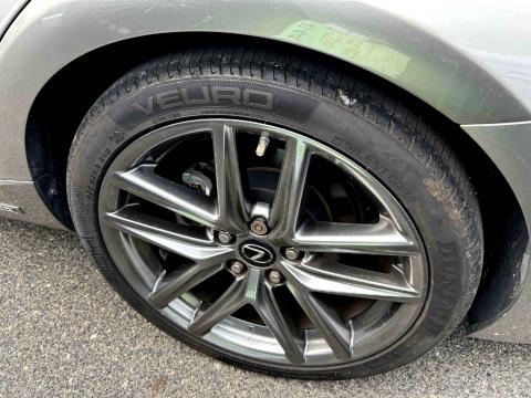 2014 Lexus IS 300h - Thumbnail
