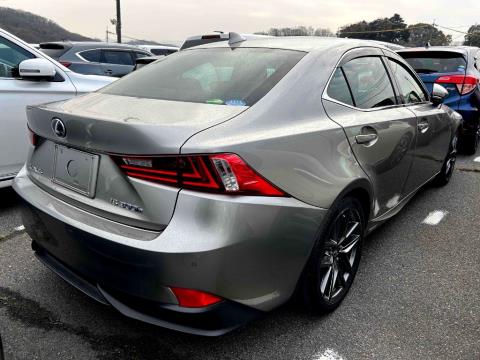 2014 Lexus IS 300h - Thumbnail