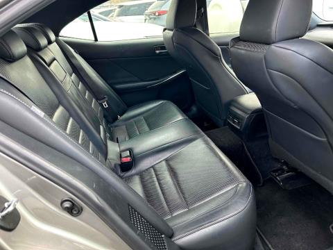 2014 Lexus IS 300h - Thumbnail