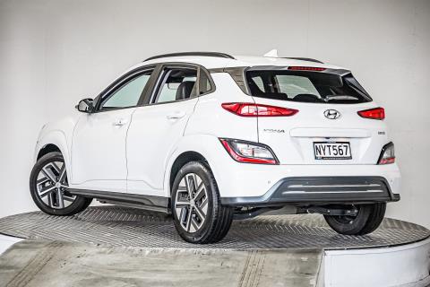 2021 Hyundai Kona EV 64kWh - Thumbnail