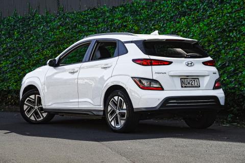 2021 Hyundai Kona EV 64kWh - Thumbnail