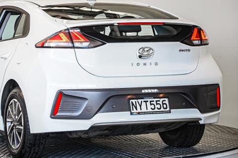 2021 Hyundai IONIQ EV 38kWh - Thumbnail