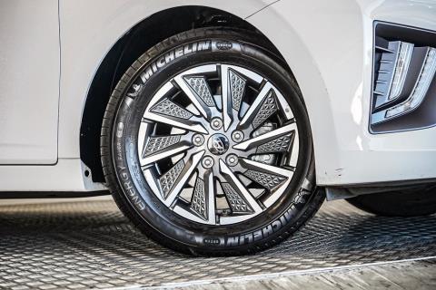 2021 Hyundai IONIQ EV 38kWh - Thumbnail