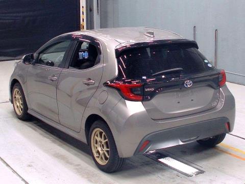2020 Toyota Yaris Hybrid Z - Thumbnail