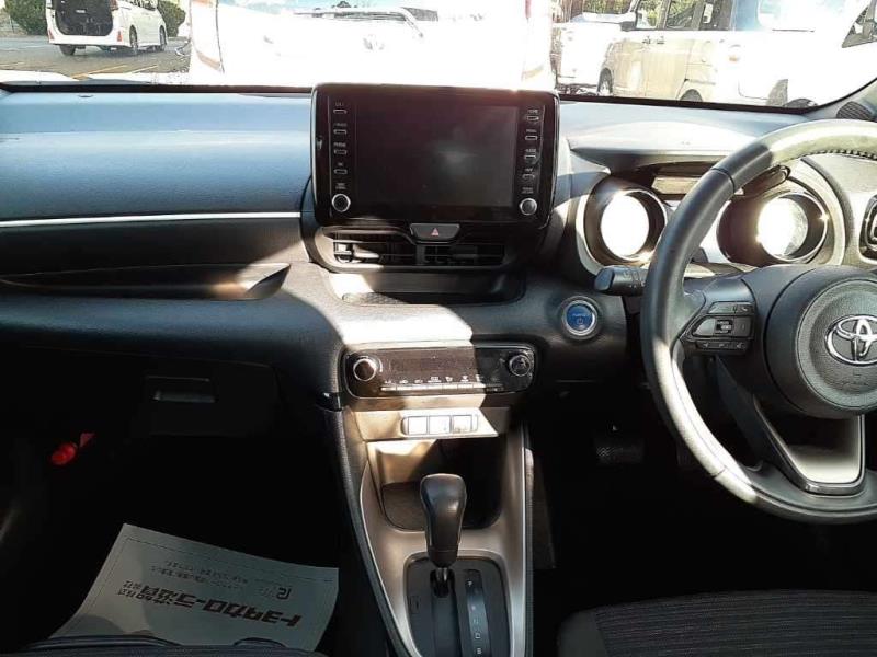 2020 Toyota Yaris Hybrid Z