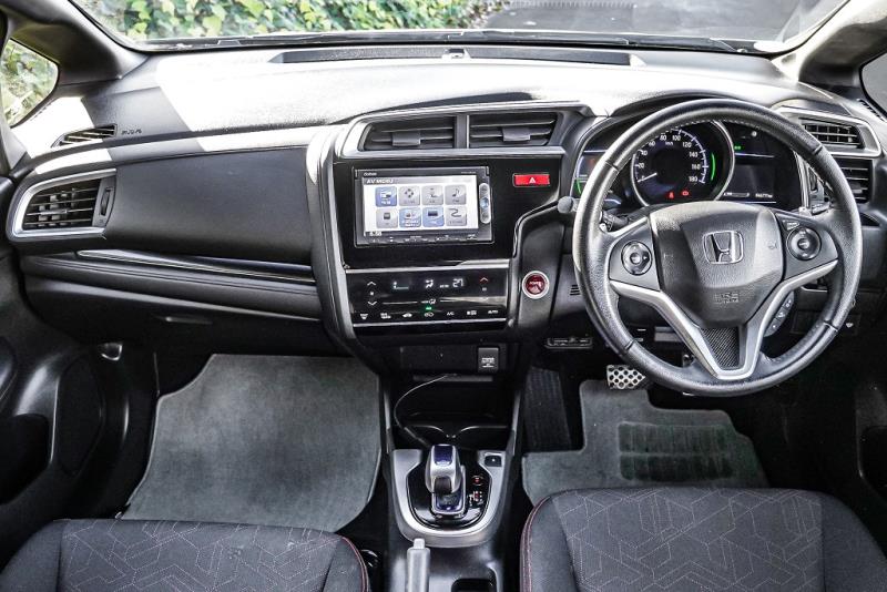 2014 Honda Fit S Hybrid / Jazz