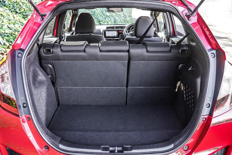 2014 Honda Fit S Hybrid / Jazz