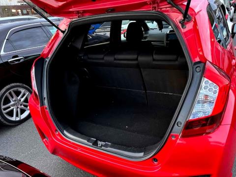 2014 Honda Fit Hybrid Sport / Jazz - Thumbnail