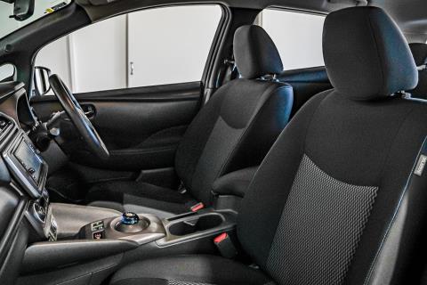 2018 Nissan Leaf 40S 86% SOH - Thumbnail