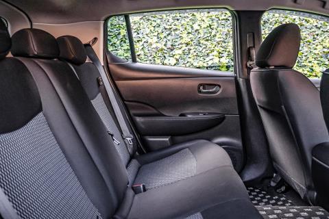 2018 Nissan Leaf 40S 86% SOH - Thumbnail