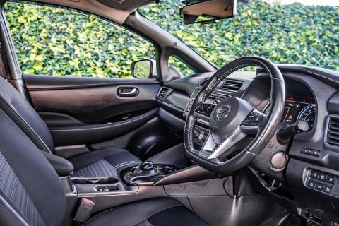 2019 Nissan Leaf 40G 88% SOH - Thumbnail