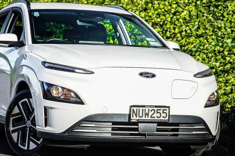 2021 Hyundai Kona EV 64kWh - Thumbnail