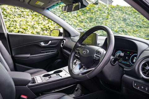 2021 Hyundai Kona EV 64kWh - Thumbnail