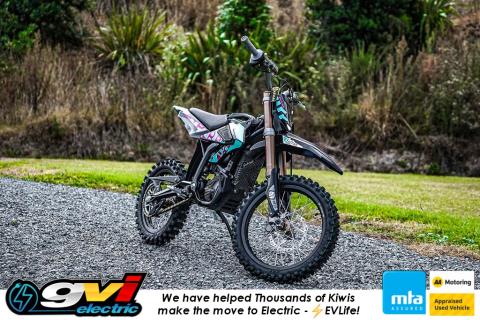 2025 Sur-Ron Hyper Bee