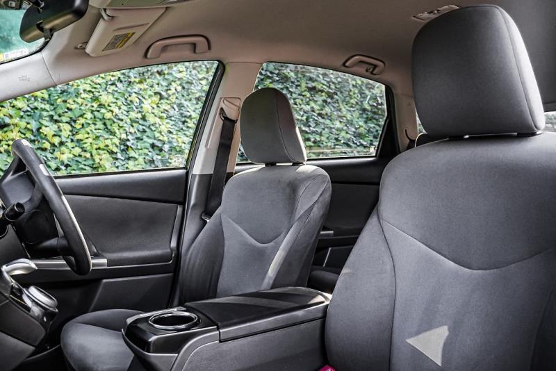 2012 Toyota Prius Alpha S