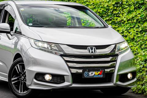 2016 Honda Odyssey Absolute - Thumbnail