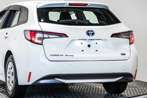 2020 Toyota Corolla Touring G-X - Thumbnail