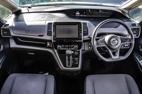 2018 Nissan Serena X V Selection - Thumbnail