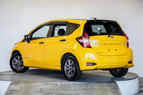 2020 Nissan Note e-Power Medalist - Thumbnail