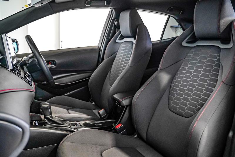 2018 Toyota Corolla ZR Hybrid