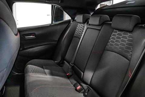2018 Toyota Corolla ZR Hybrid - Thumbnail