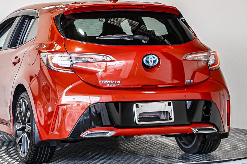 2018 Toyota Corolla ZR Hybrid